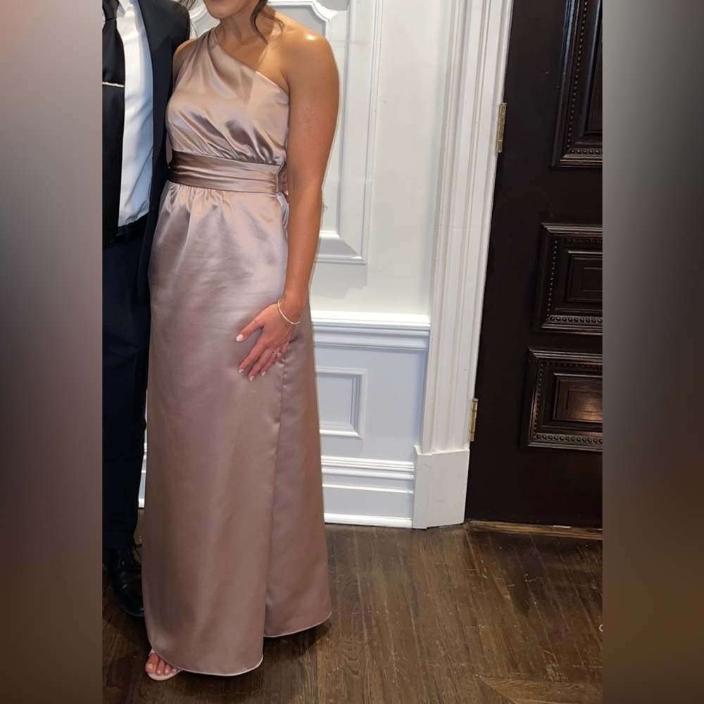One shoulder dress